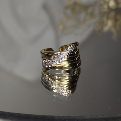 Zircaluxe Ring